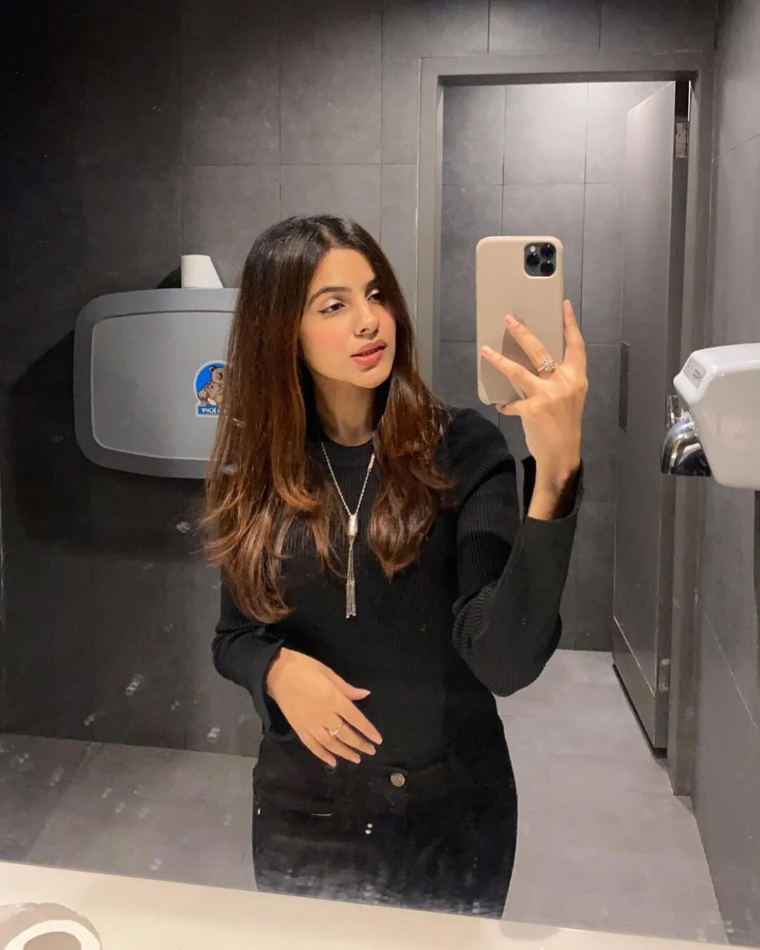 Best Rajwada escorts available in Gorakhpur